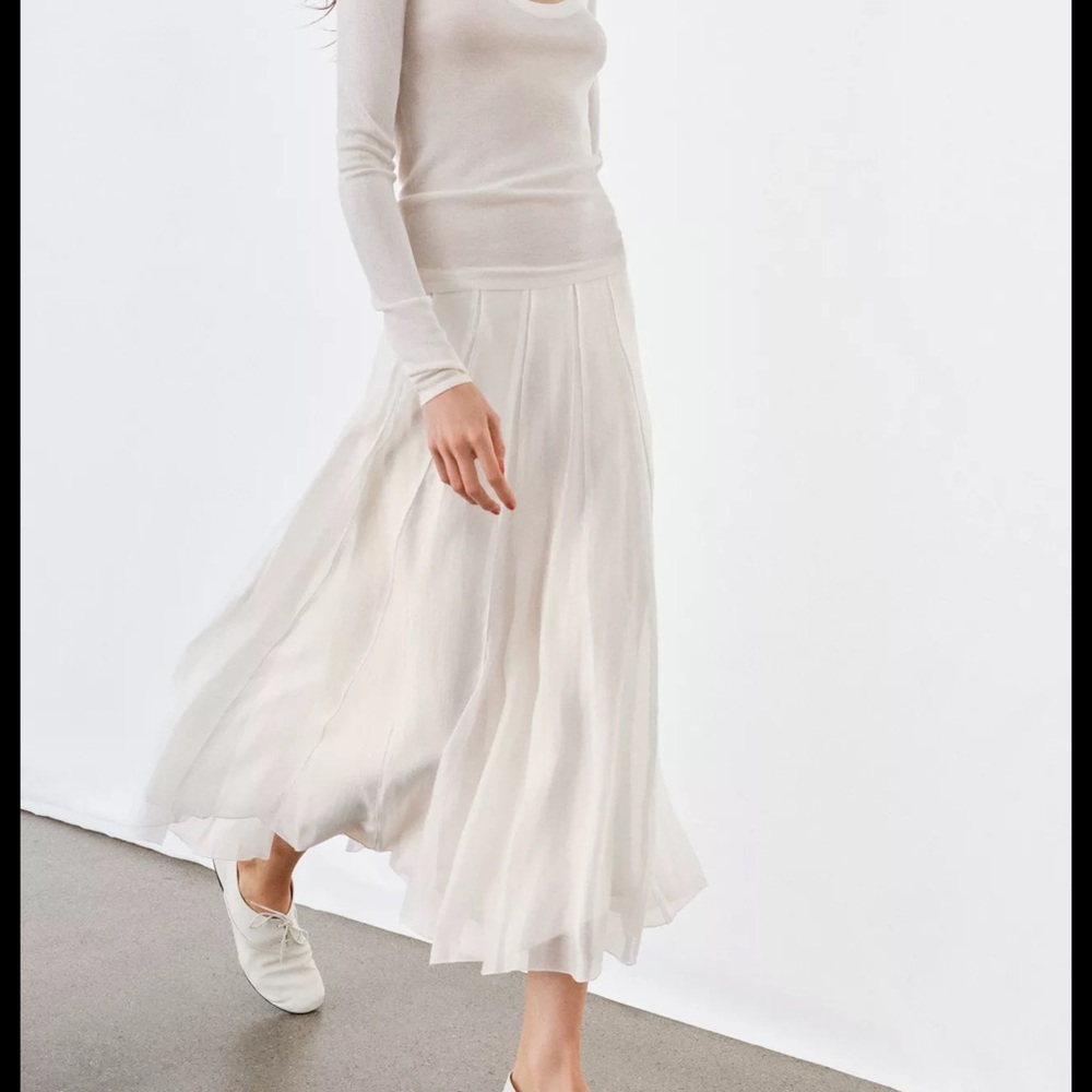 Zara Cream Flowing Pleated Midi Skirt